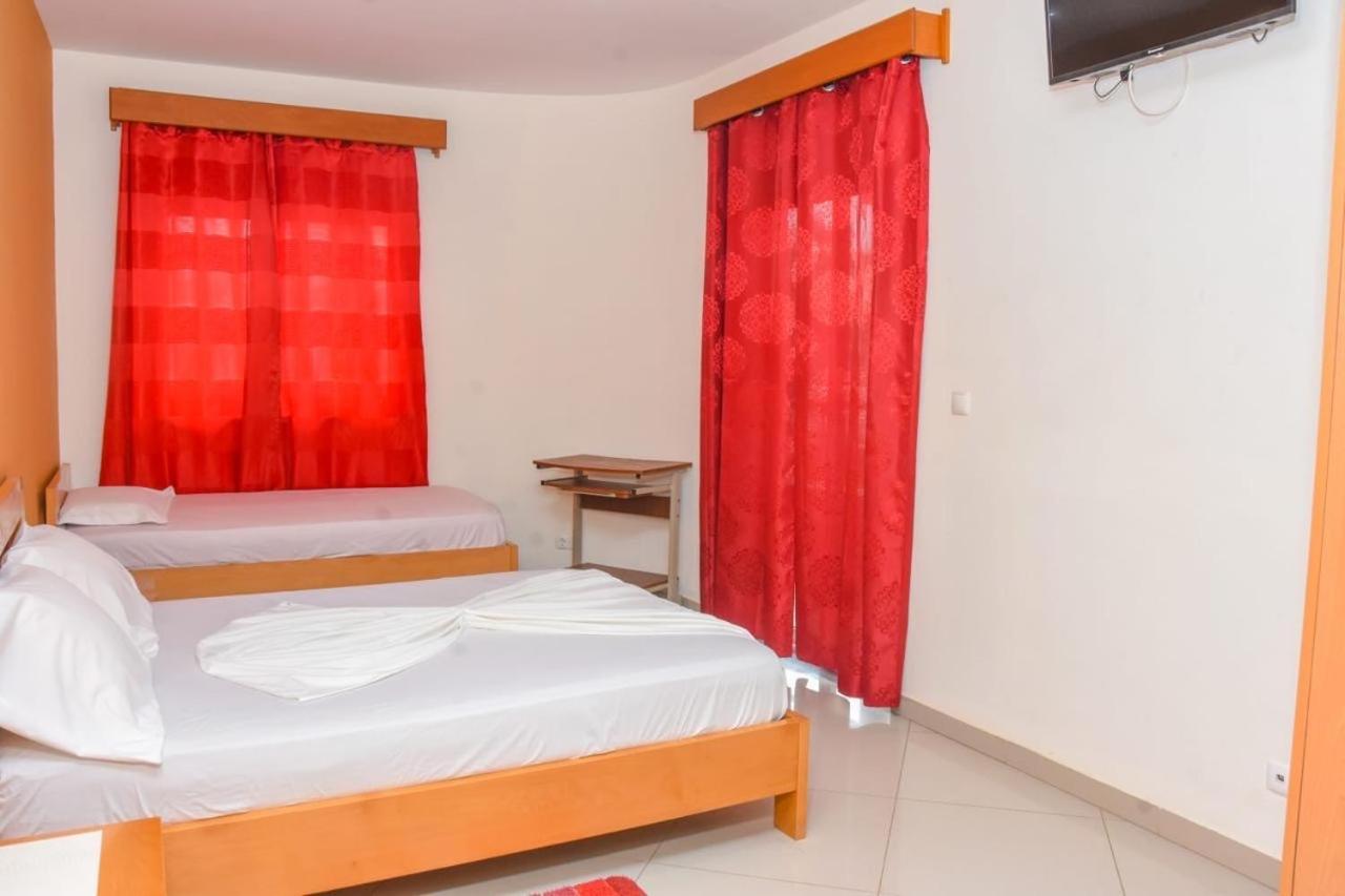Paris Hotel Praia Dış mekan fotoğraf